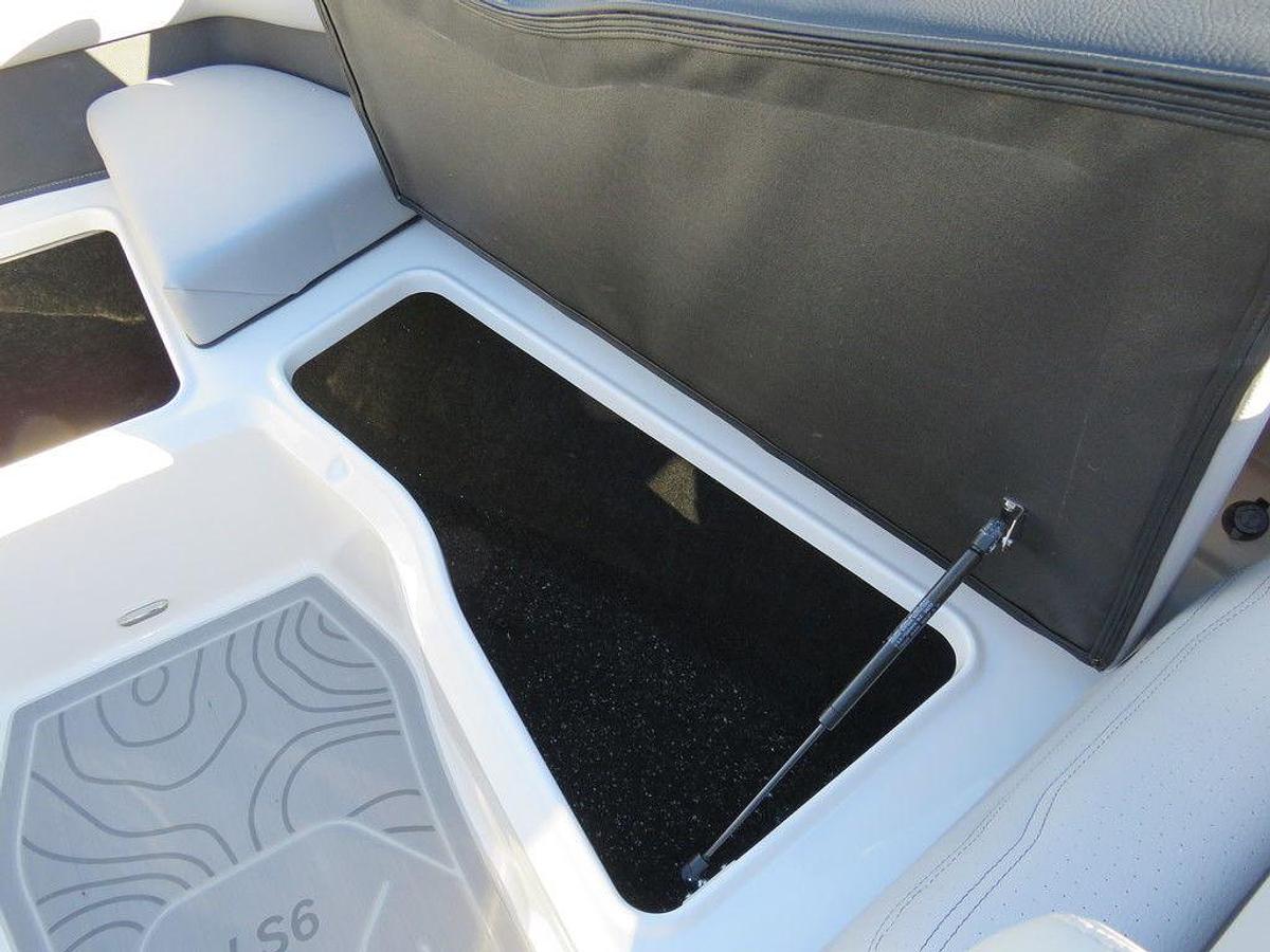 2025 Regal LS6 SURF ULTIMATE