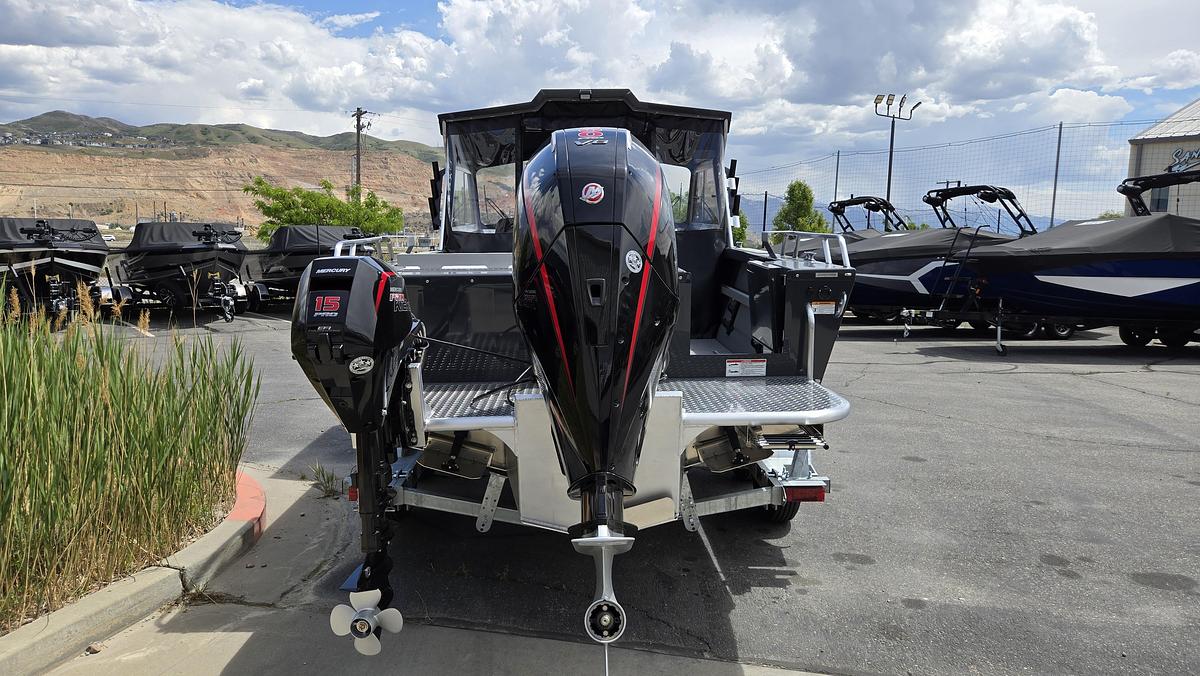 2026 Thunder Jet 210 Luxor Pro