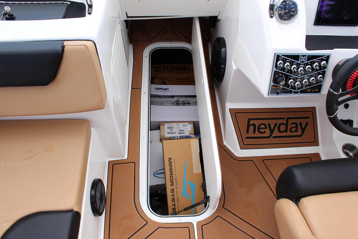 2026 Heyday Wake Boats Wt2 DC