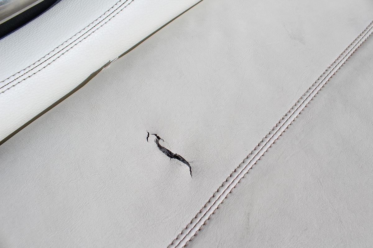 Used 2007 Cobalt 222 BR