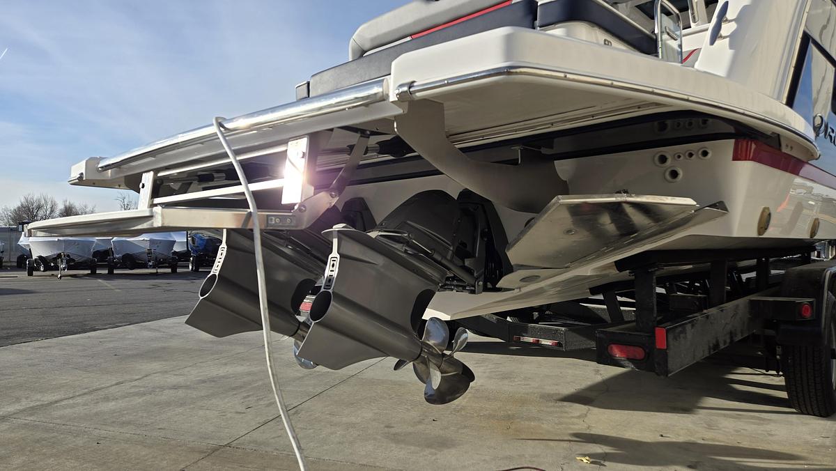 Regal 38 Surf (2026 Utah Boat Show Display Boat)