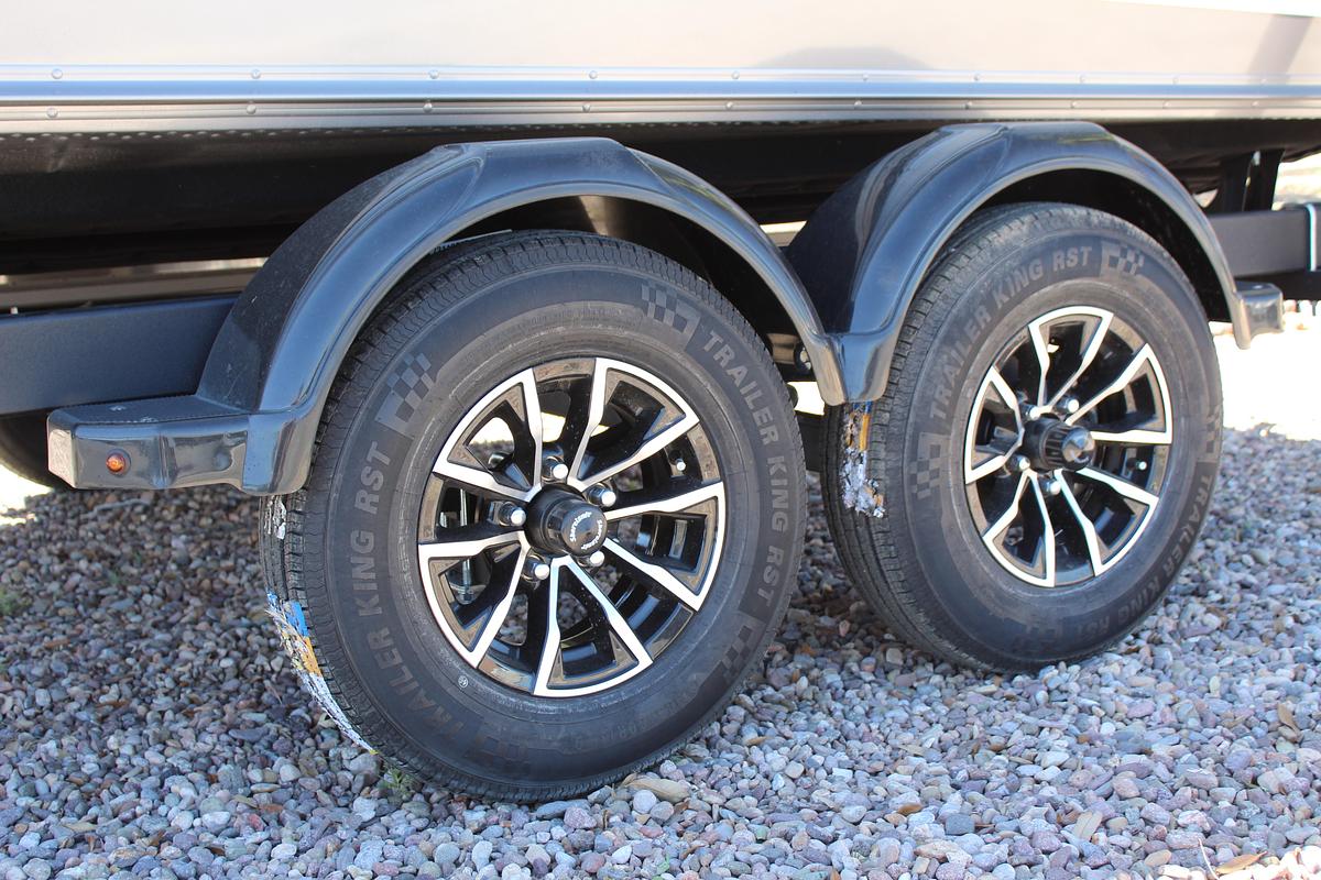 2026 Lund 1875 Impact XS Sport