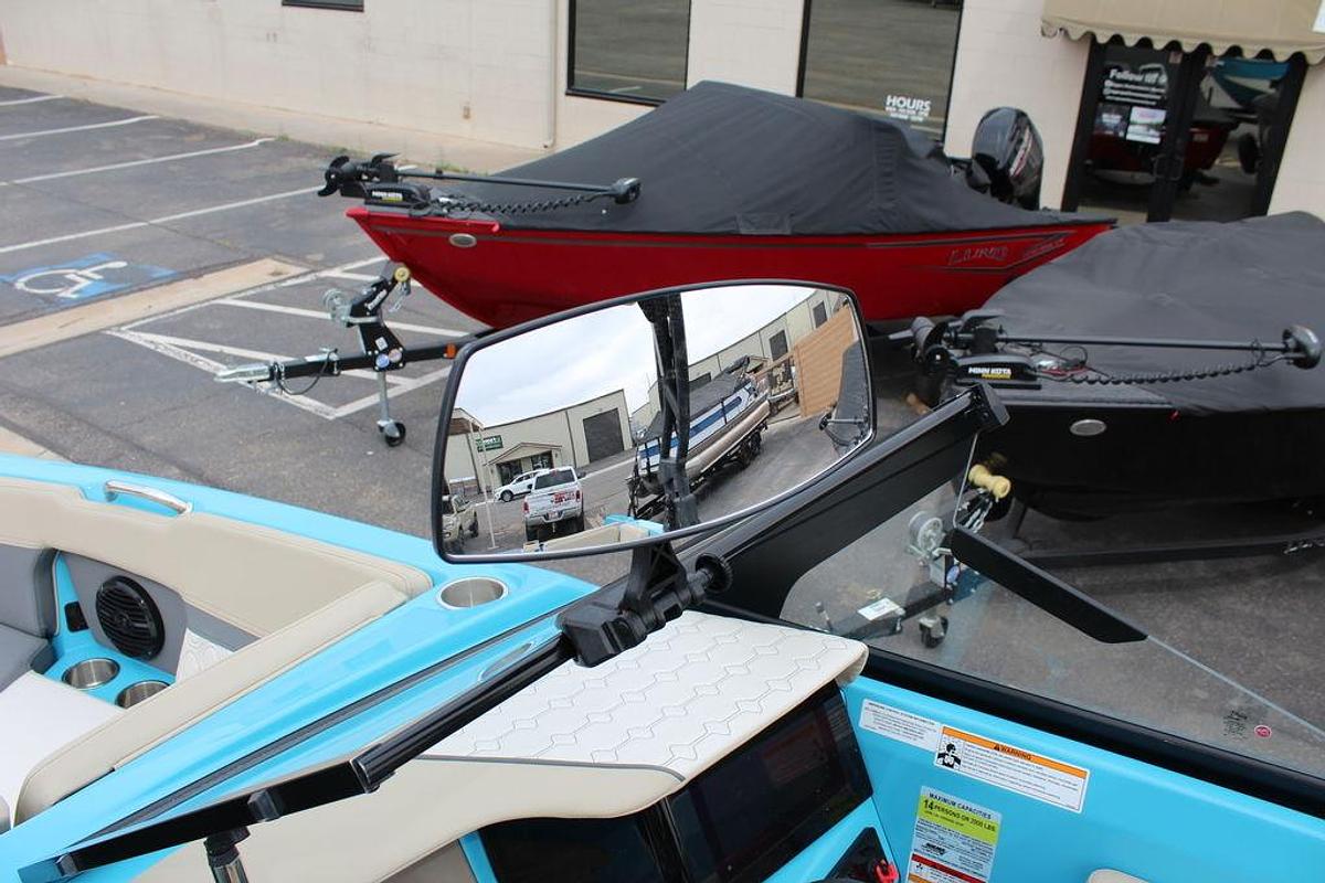 2025 Heyday Wake Boats H22