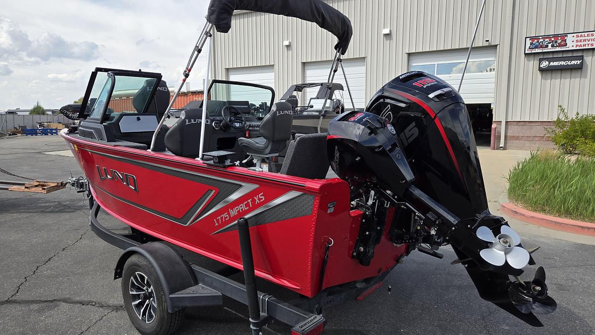 Used 2025 Lund 1775 Impact XS Sport