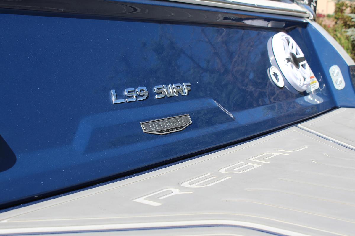 2026 Regal LS9 Surf Ultimate (Dealer Demo)