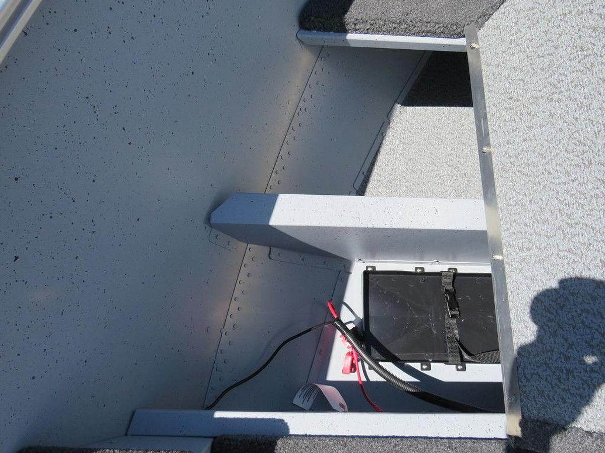 2025 Lund 1600 Fury Tiller