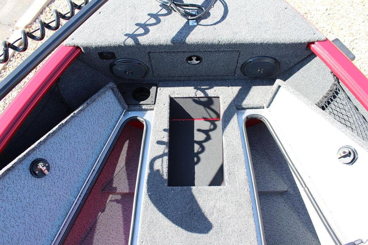 2025 Lund 1875 Impact XS Sport