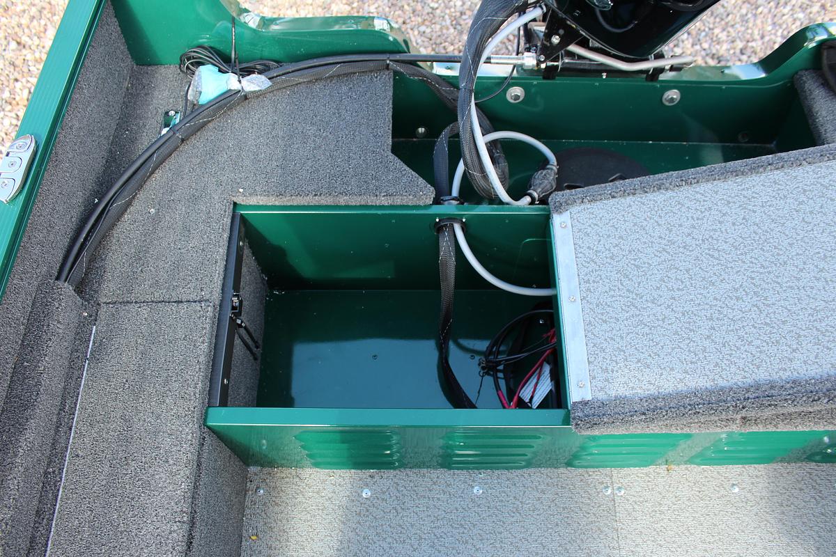 2026 Lund 1650 Angler SS