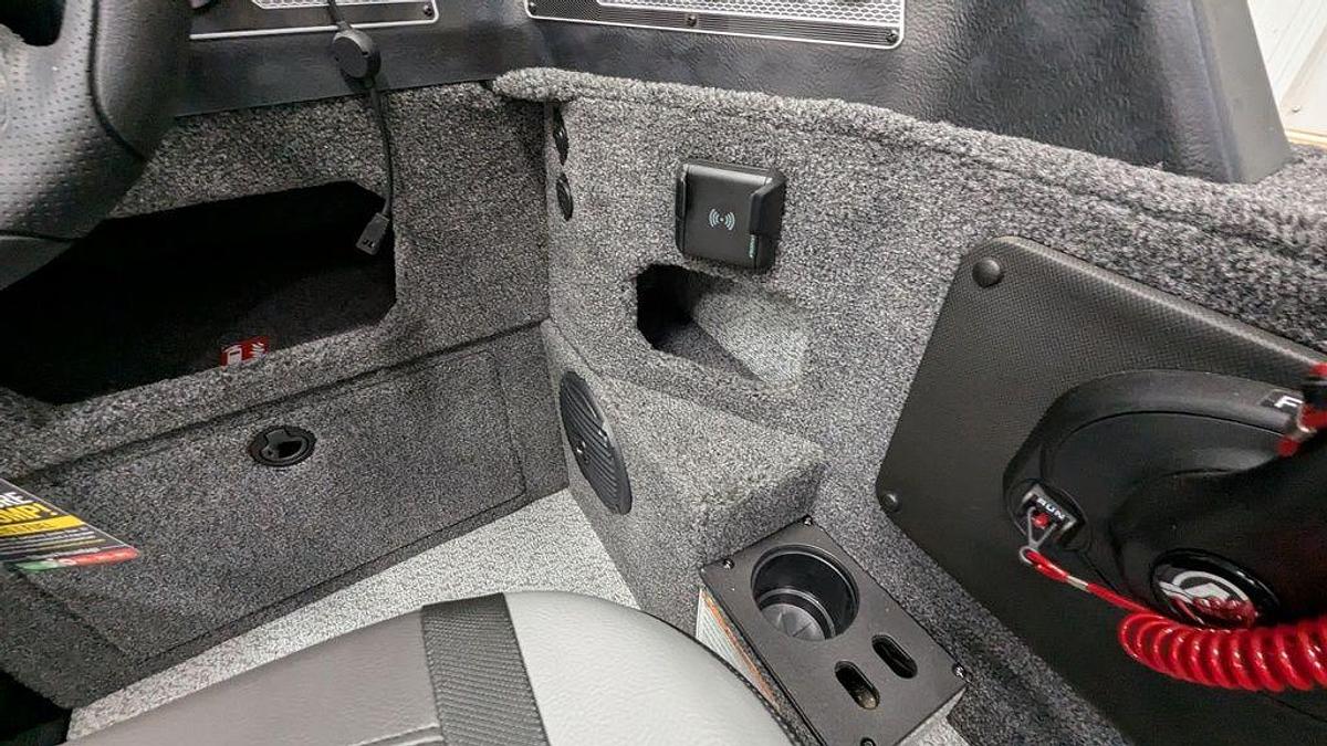 2025 Lund 1875 Impact XS Sport