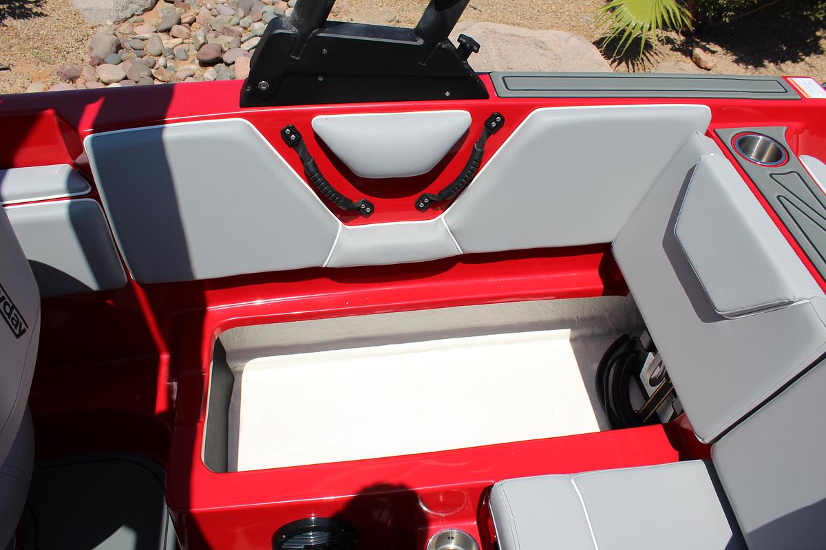 2025 Heyday Wake Boats WTSURF