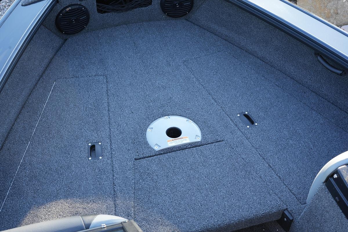 Used 2023 Lund 1875 Crossover XS Sport