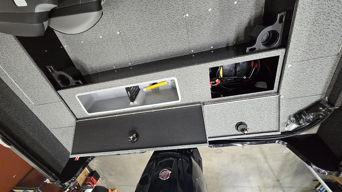 2026 Lund 1800 Explorer SS