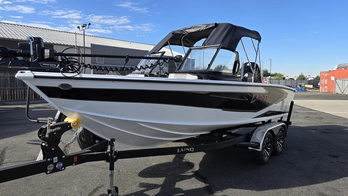 2027 Lund 1975 Tyee Sport