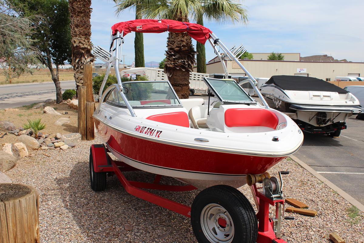 Used 2009 Fourwinns  H180