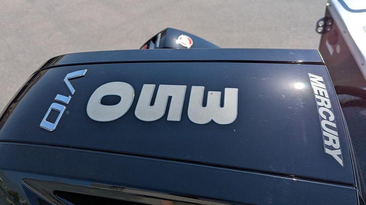 2025 Thunder Jet Alexis 24 OS