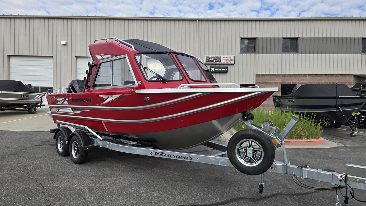 2027 Thunder Jet 200 Luxor