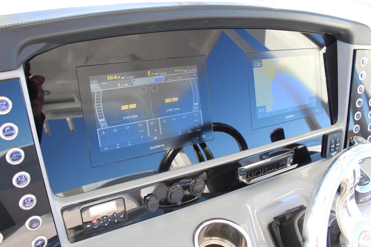 Used 2020 ROBALO R272