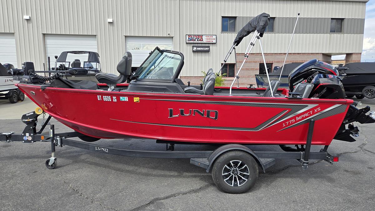 Used 2025 Lund 1775 Impact XS Sport