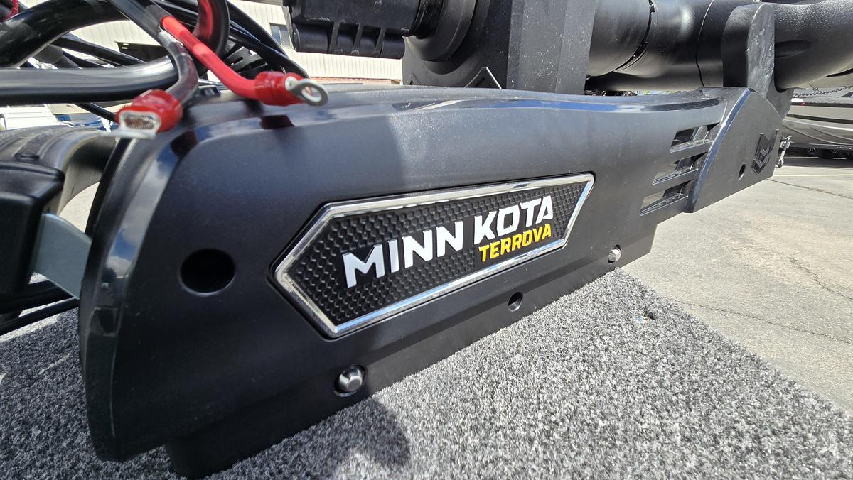 2026 Lund 1775 Impact XS Sport