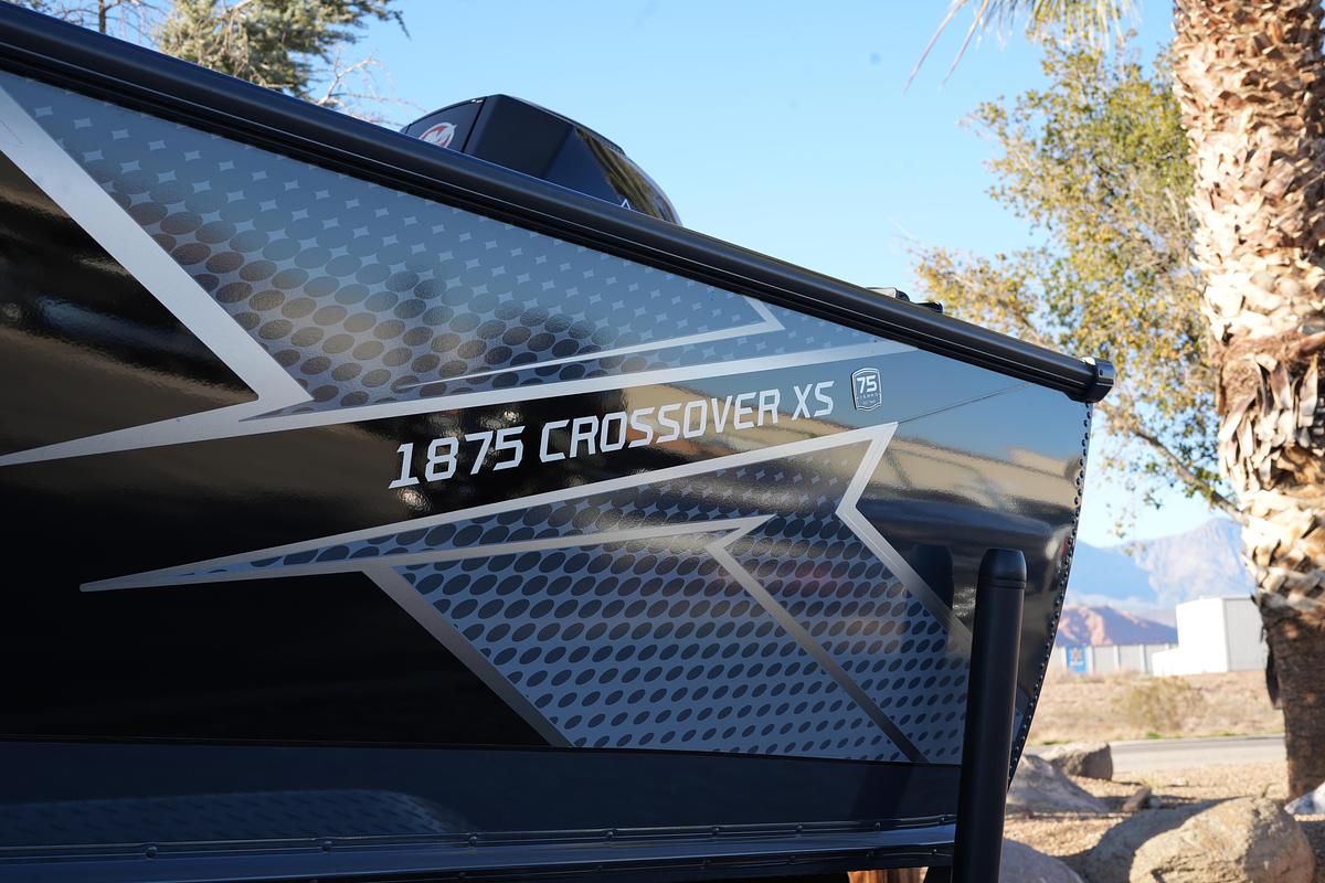 Used 2023 Lund 1875 Crossover XS Sport