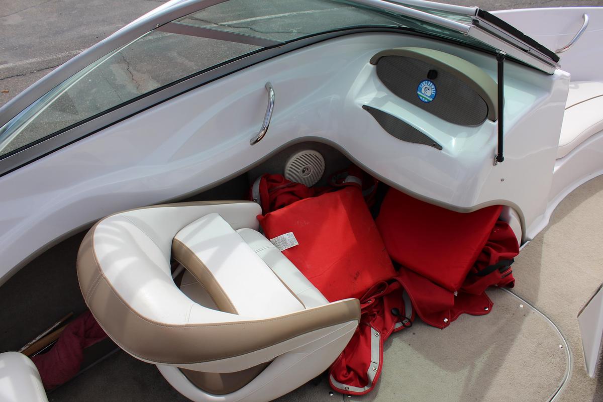 Used 2009 Fourwinns  H180