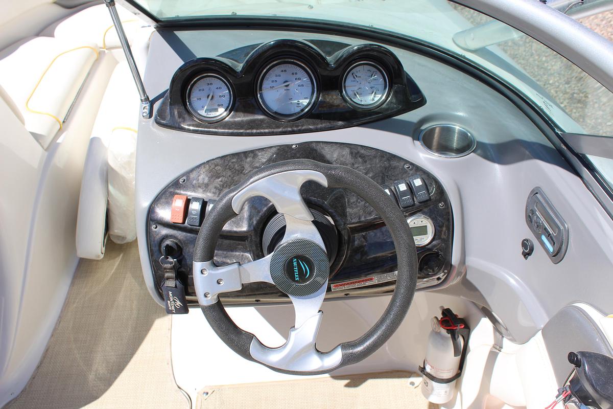 Used 2008 Monterey 214fs