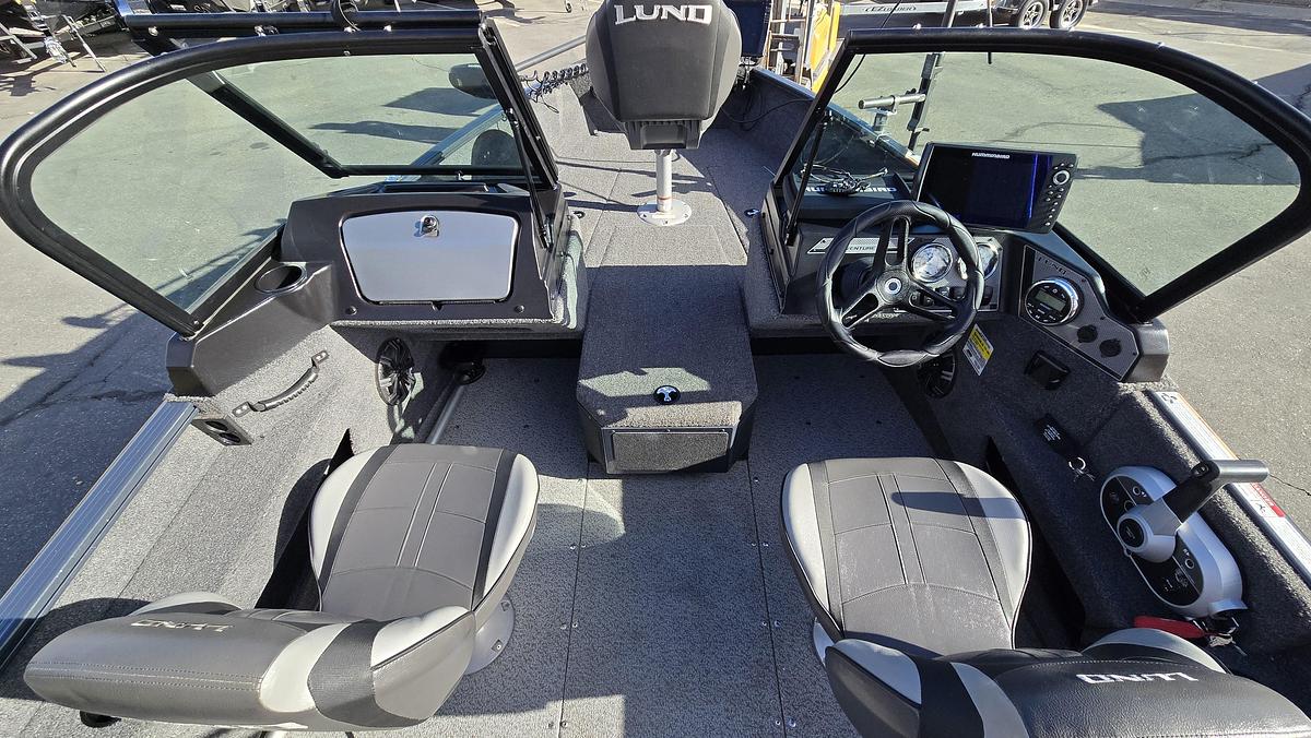 Used 2024 Lund 1775 Adventure Sport
