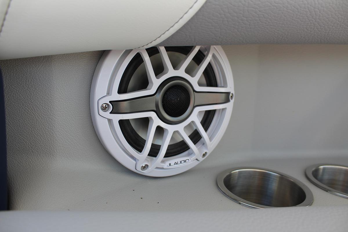 2026 Regal LS9 Surf Ultimate (Dealer Demo)