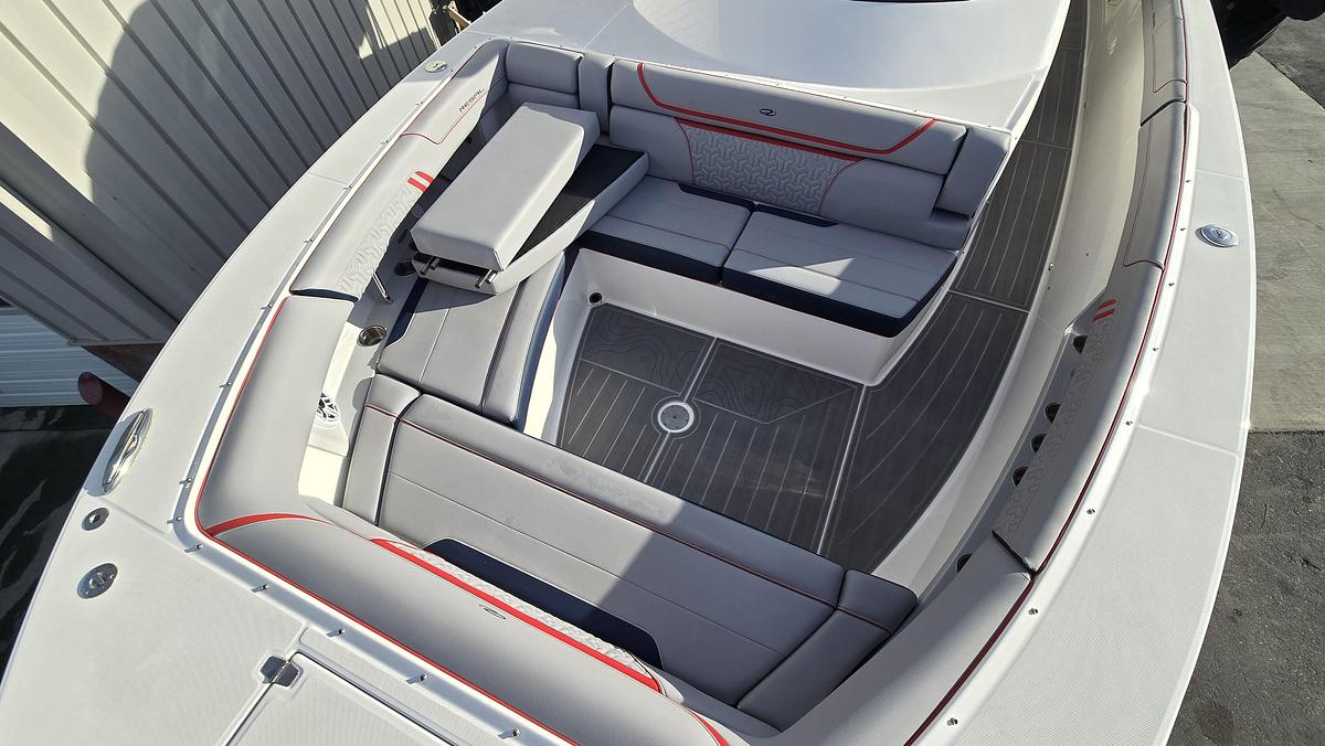 Regal 38 Surf (2026 Utah Boat Show Display Boat)