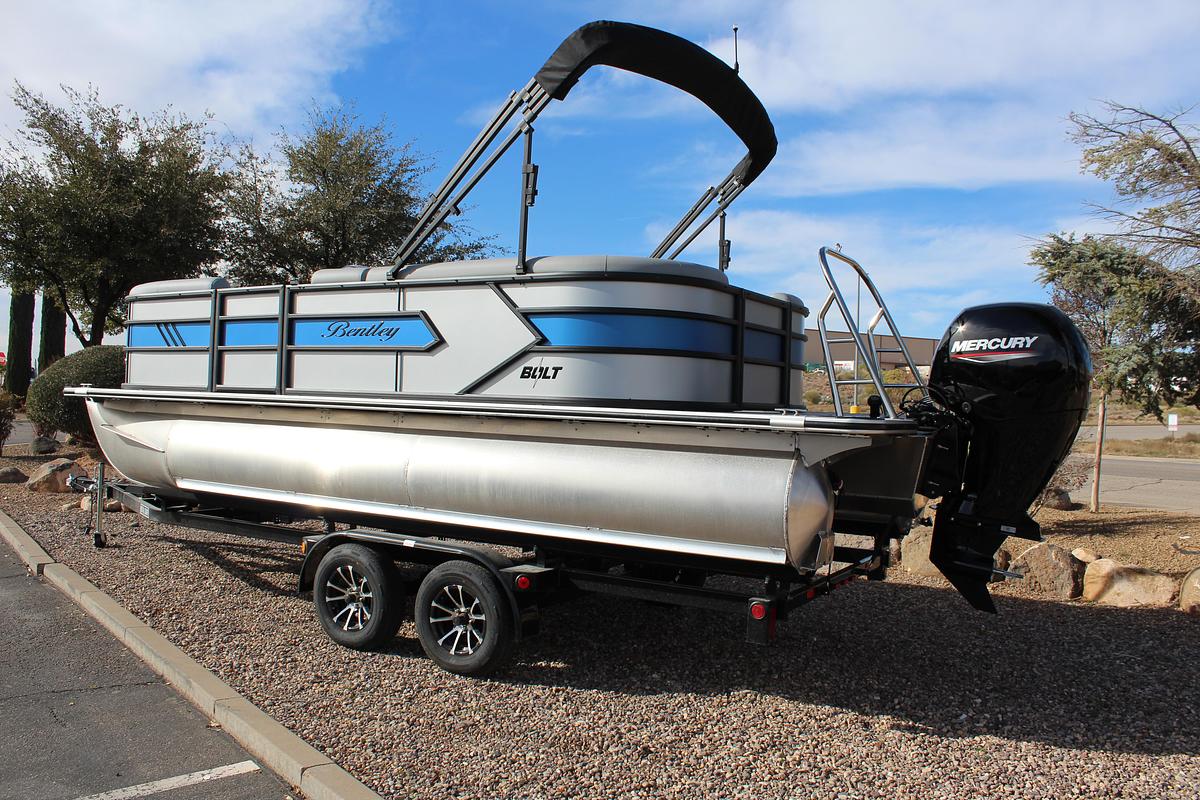 2026 Bentley Pontoons 203 Bolt
