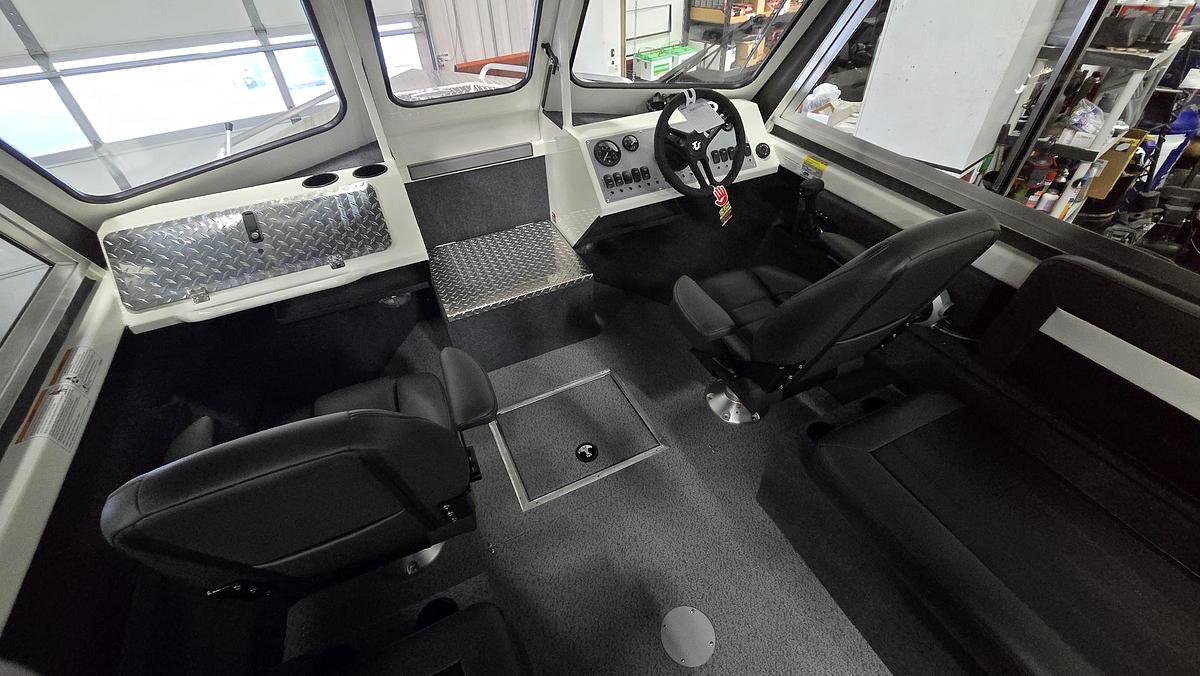 2026 Thunder Jet 200 Luxor