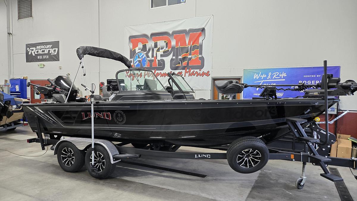 2025 Lund 2075 Impact XS Sport