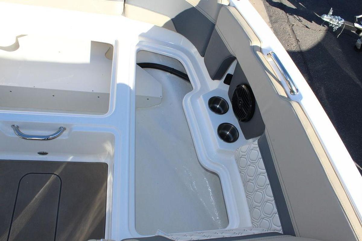 2025 Heyday Wake Boats H22