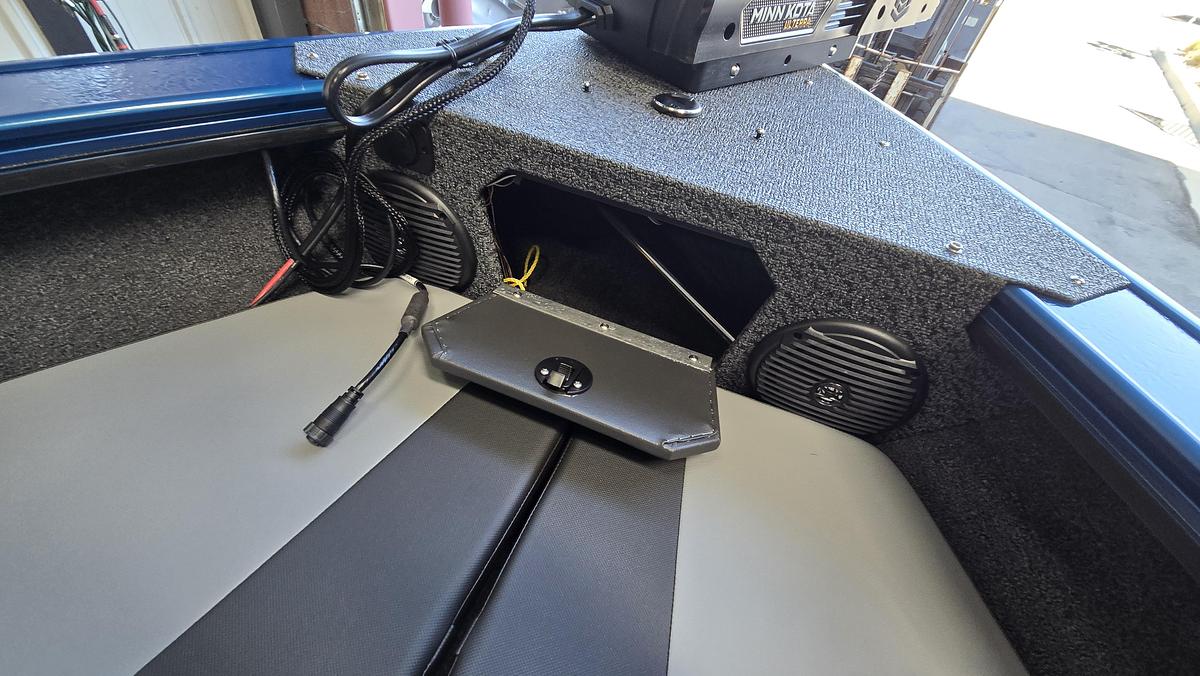 2026 Lund 1875 Crossover XS Sport