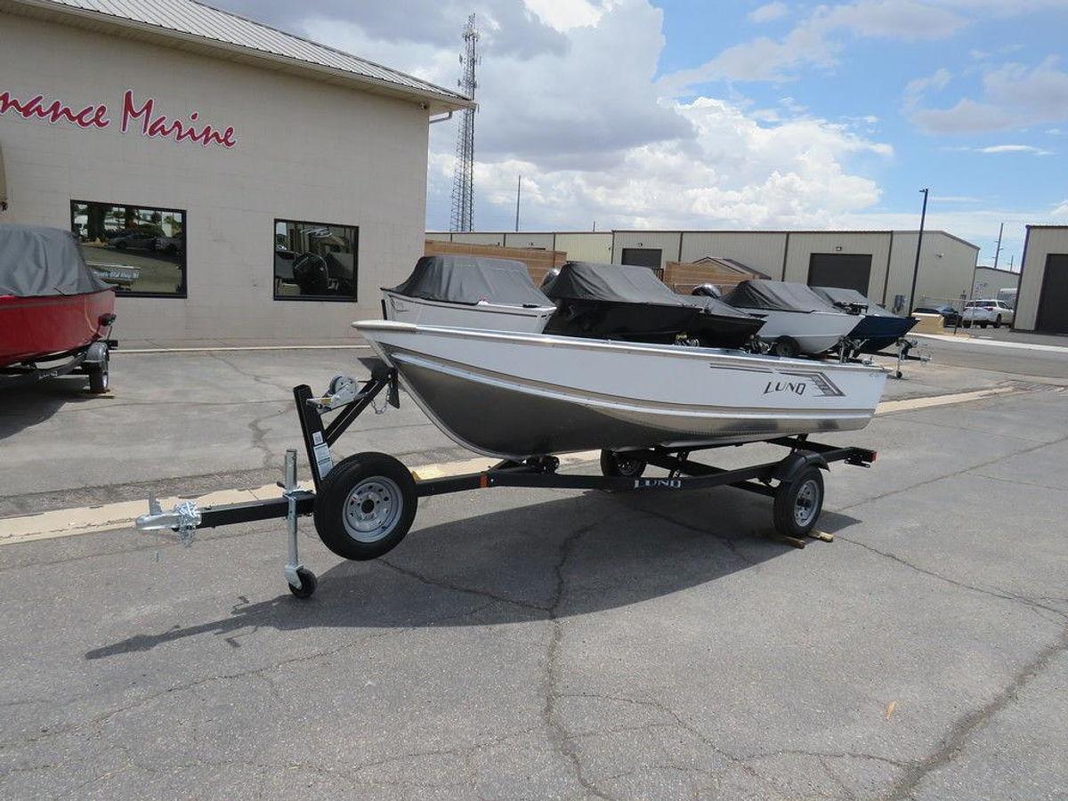 2025 Lund WC-14 Tiller