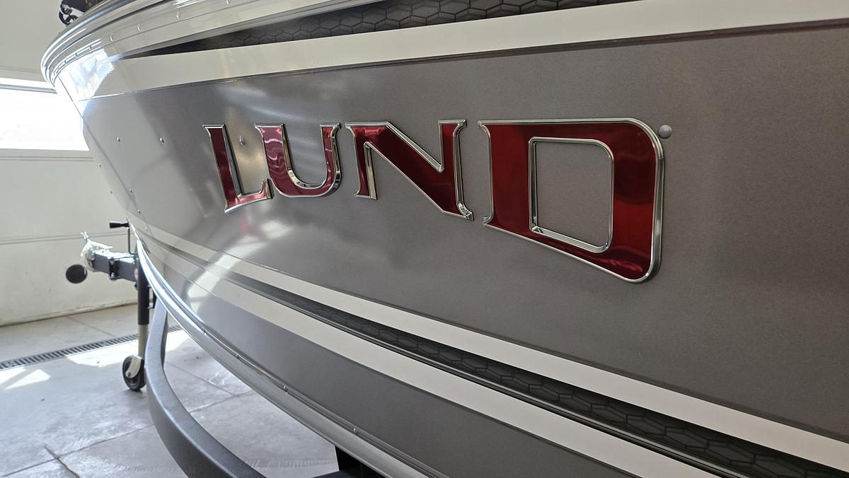 2026 Lund 1775 Impact XS Sport