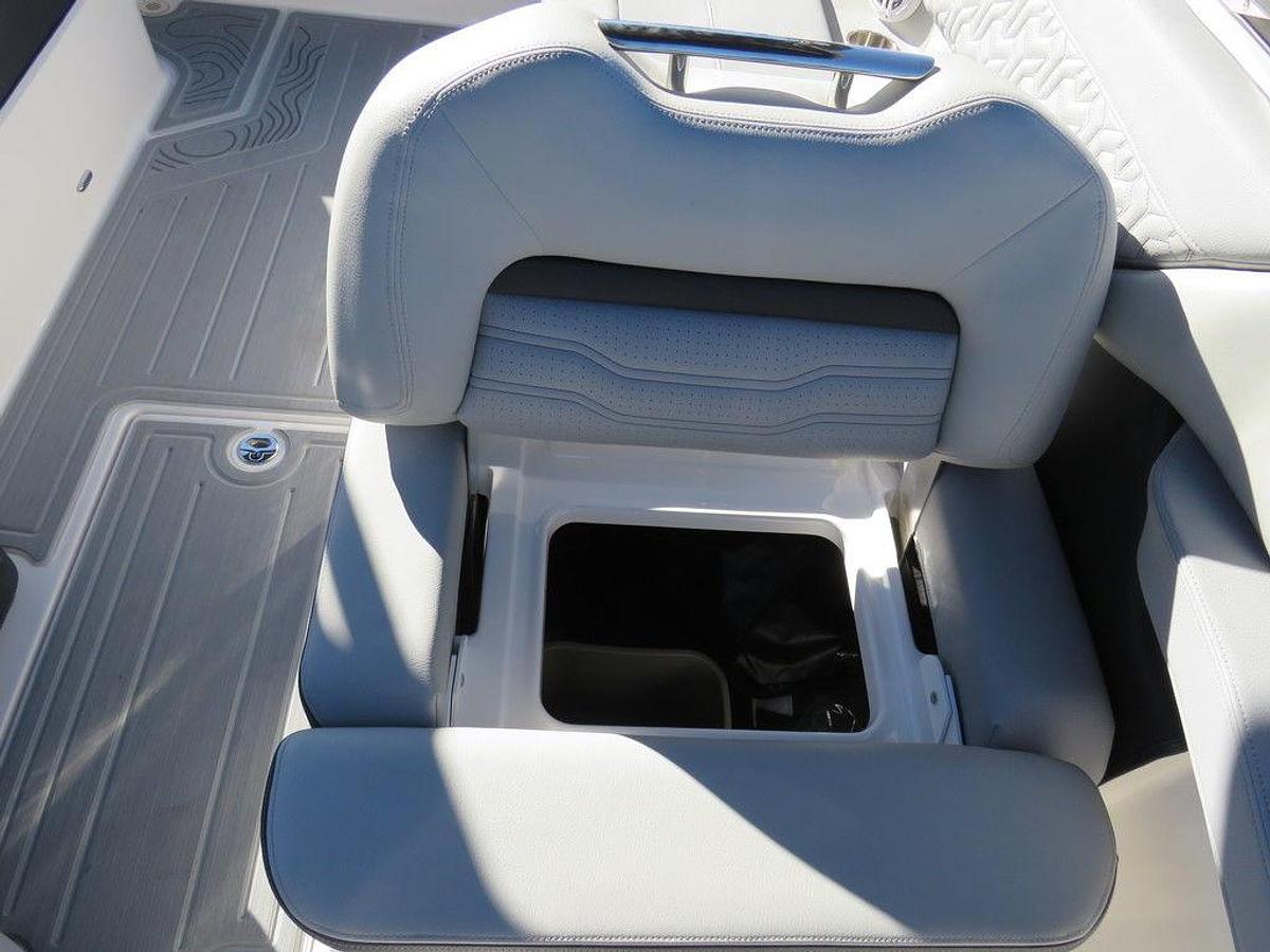 2025 Regal LS6 SURF ULTIMATE