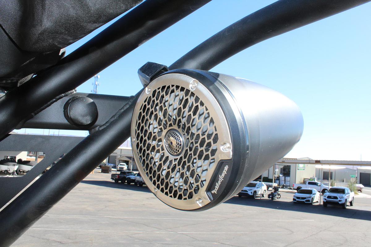 2026 Heyday Wake Boats H22