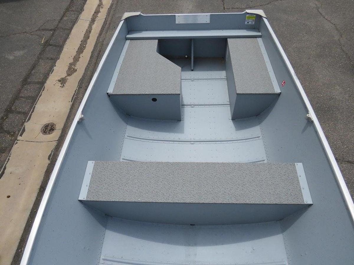 2025 Lund WC-14 Tiller