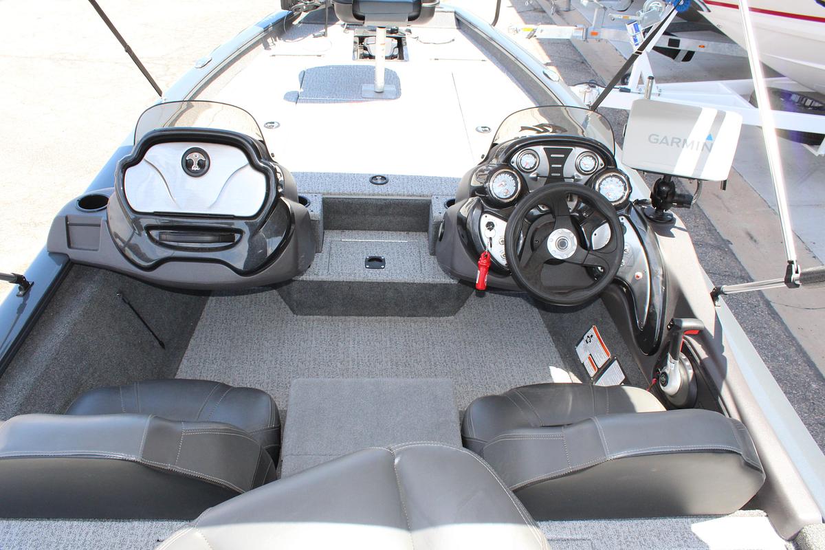 Used 2020  Tracker PRO TEAM 190 TX