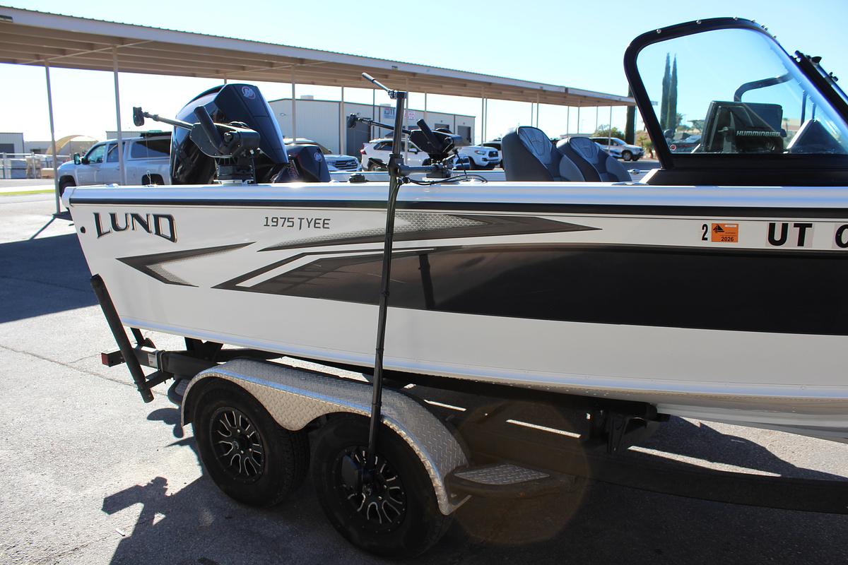 Used 2022 Lund 1975 Tyee Sport