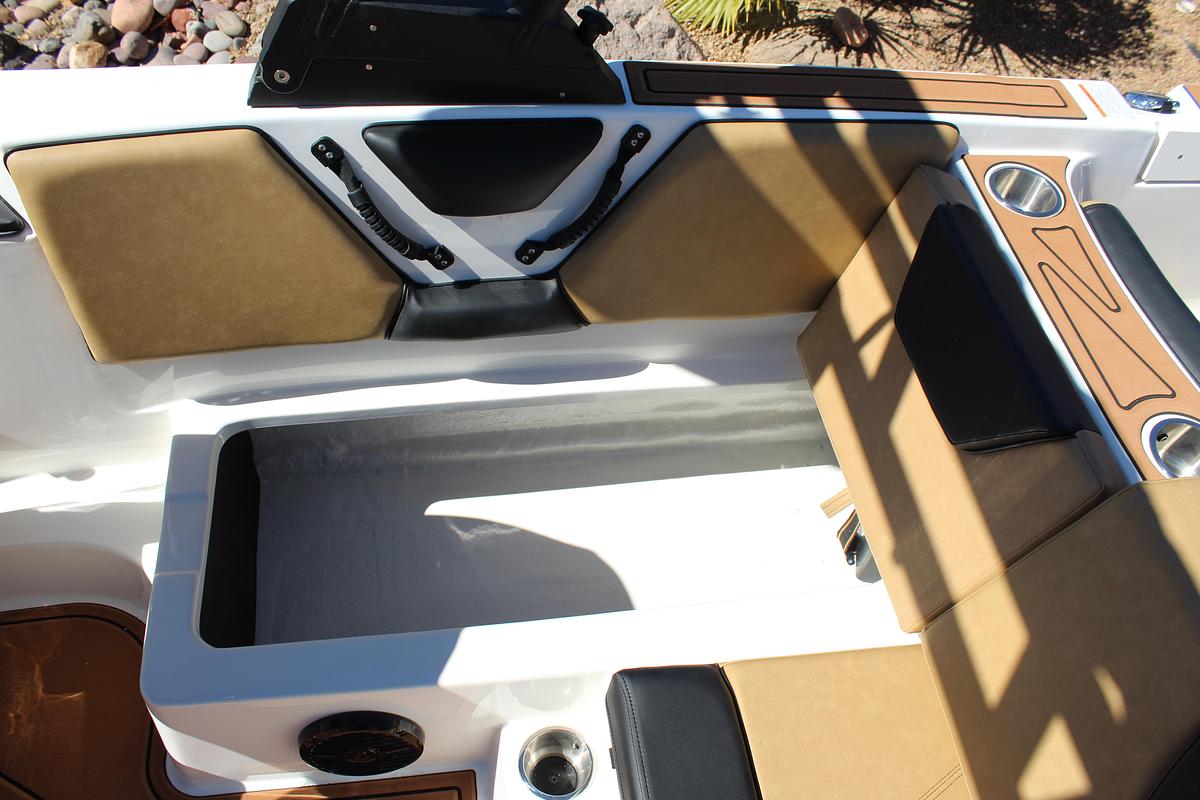 Heyday Wake Boats WTSURF