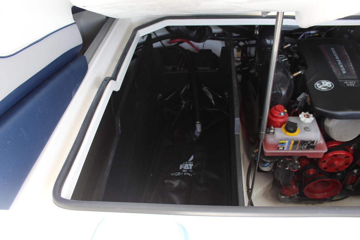 2026 Regal LS9 Surf Ultimate (Dealer Demo)