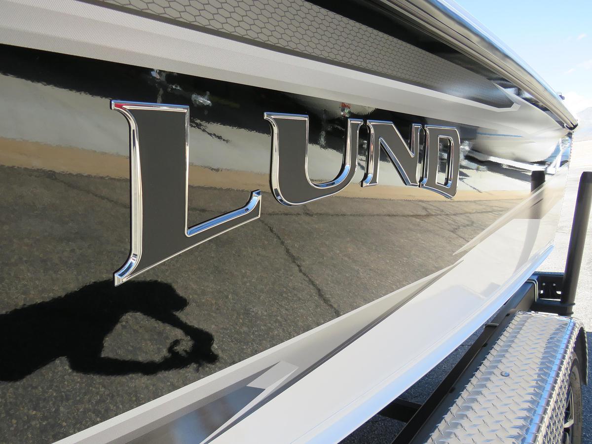 2027 Lund 1875 Tyee