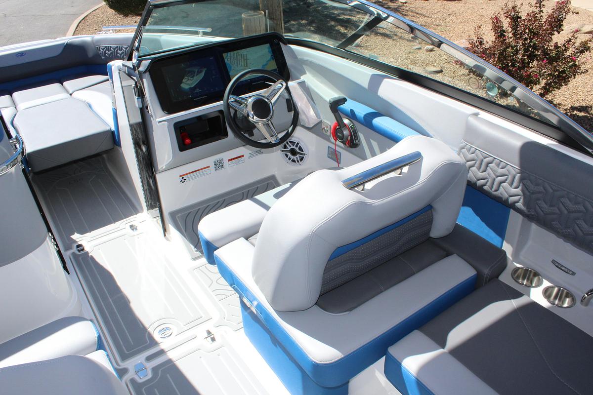 2026 Regal LS6 SURF ULTIMATE