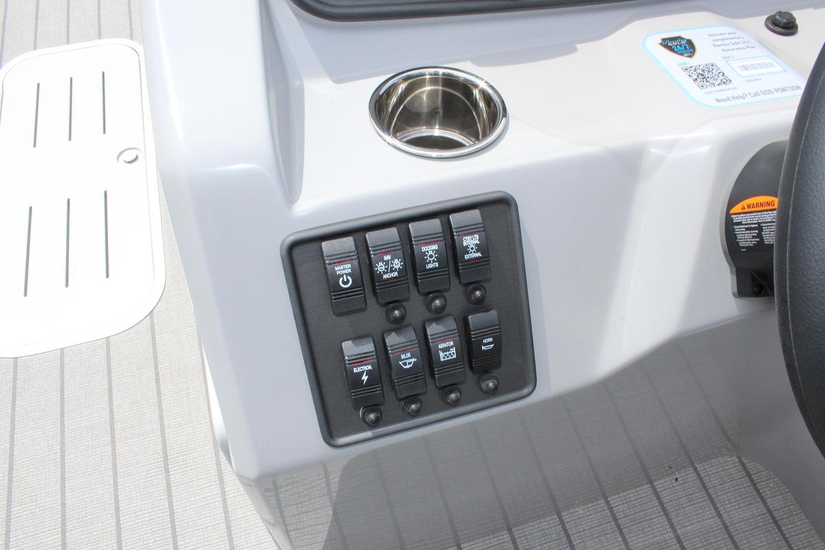 2026 Bentley Pontoons 243 Center Walk Thru Fish Tripple Toon