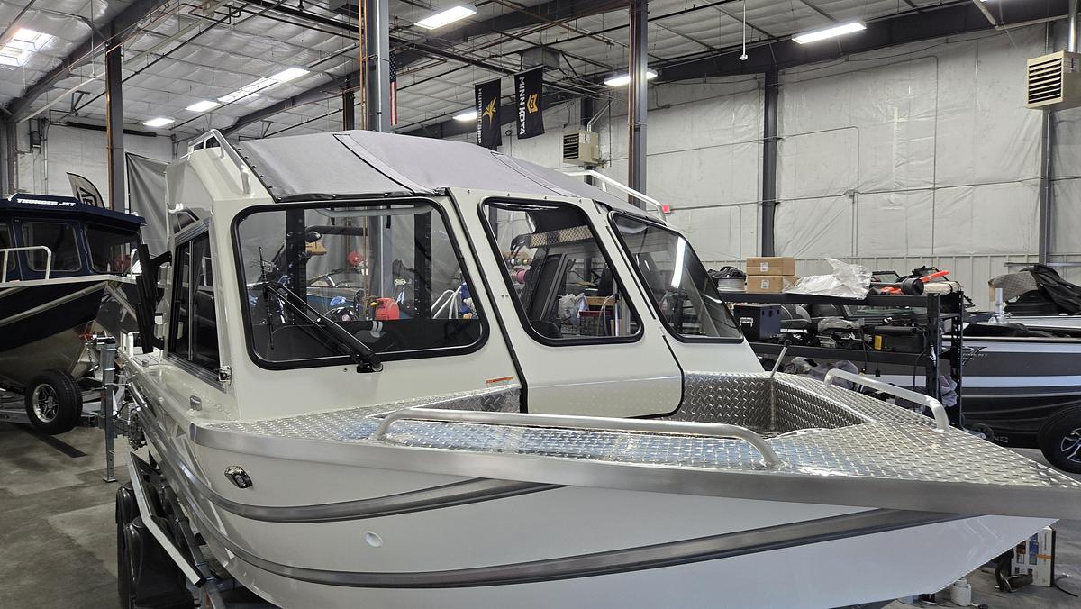 2026 Thunder Jet 200 Luxor