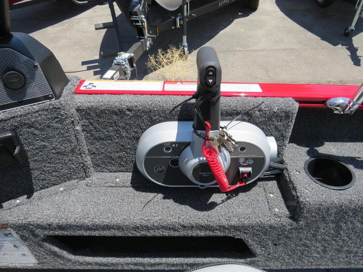 2025 Lund 1775 Adventure Sport