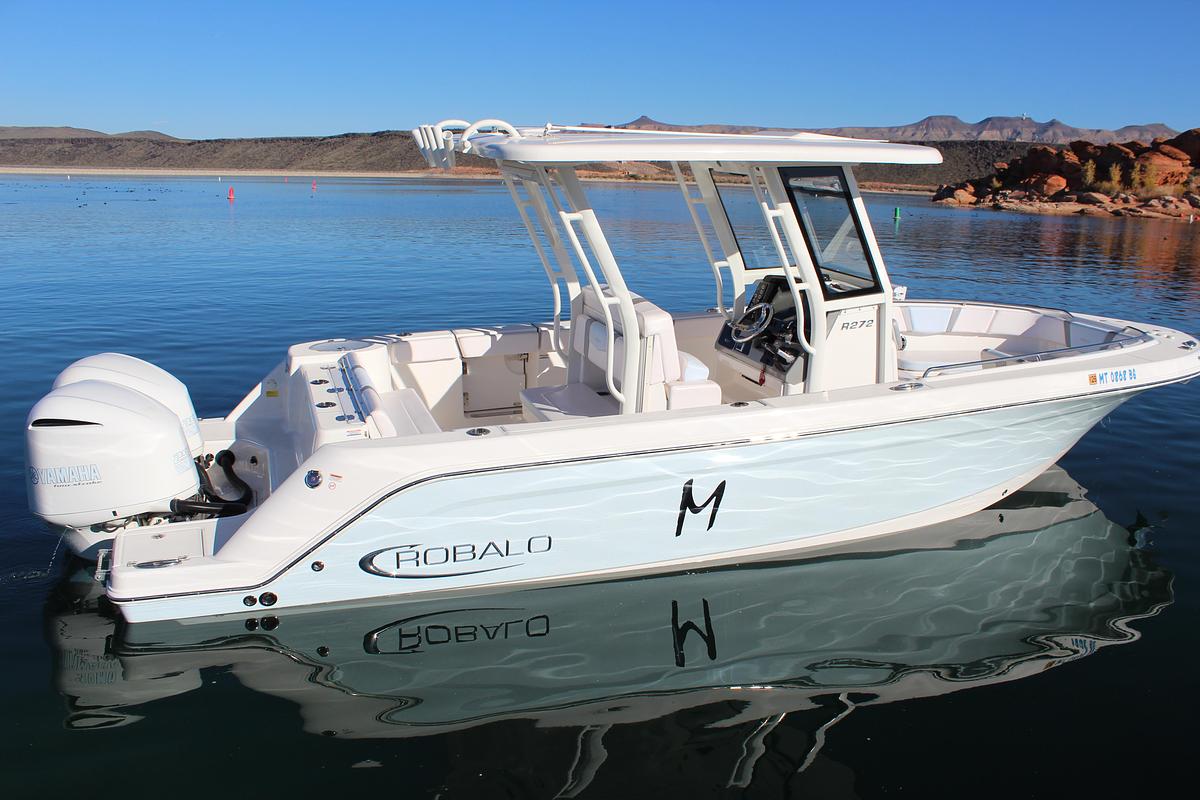Used 2020 ROBALO R272