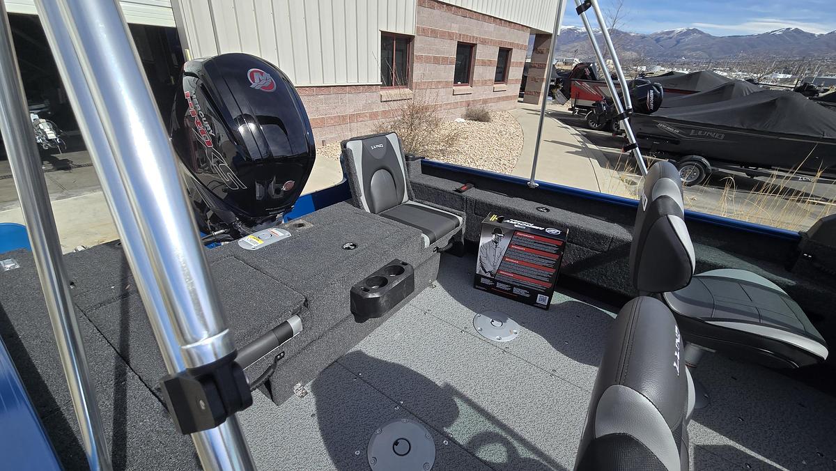 2026 Lund 1775 Adventure Sport